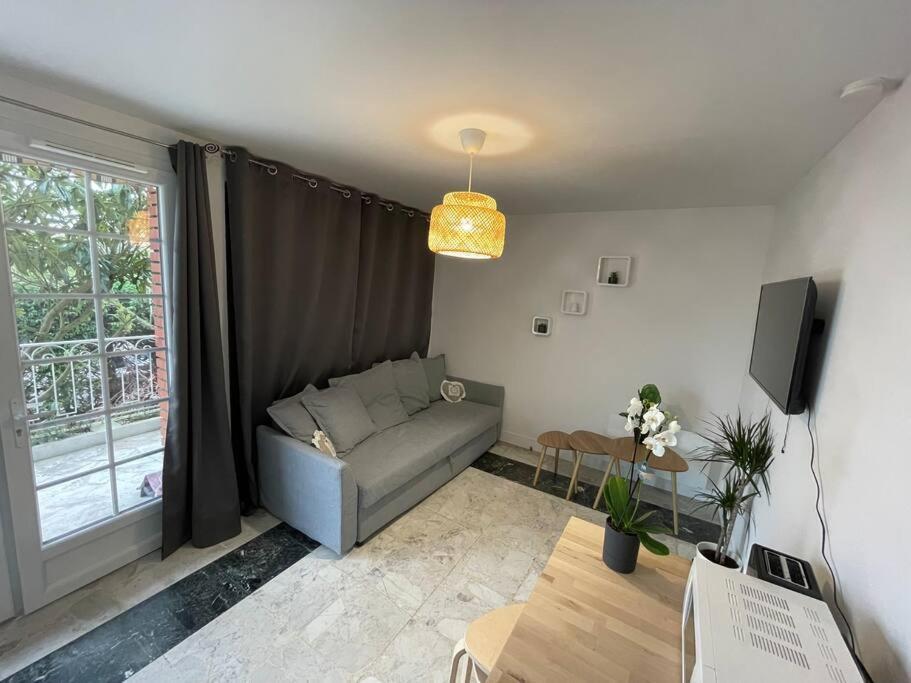 Joli T2, Terrasse Et Jardin, Ideal Pour Familles, A 15 Min De L'Aeroport Roissy Cdg Tremblay-en-France Екстериор снимка