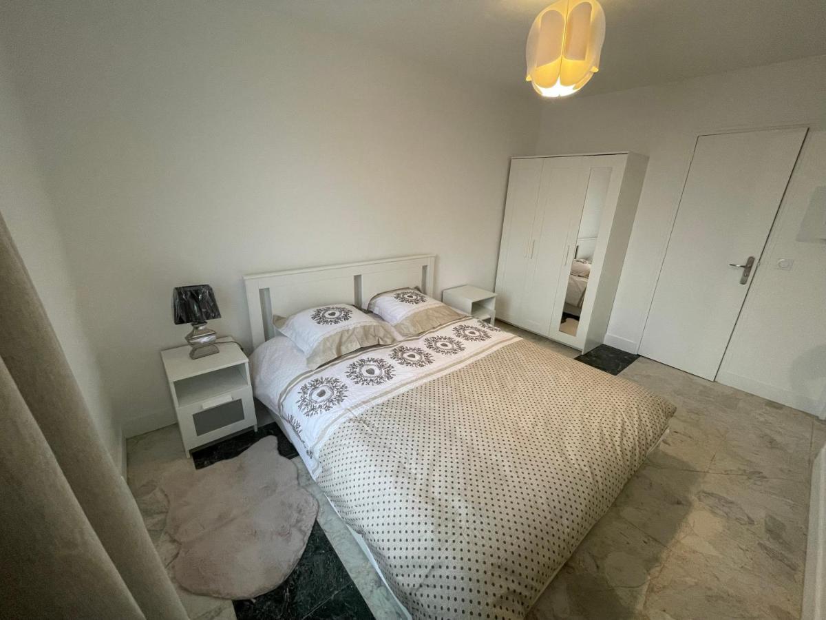 Joli T2, Terrasse Et Jardin, Ideal Pour Familles, A 15 Min De L'Aeroport Roissy Cdg Tremblay-en-France Екстериор снимка
